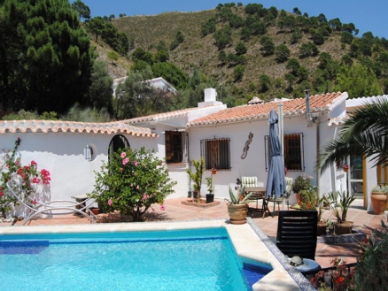 Competa property: Villa with 2 bedroom in Competa, Spain 203339