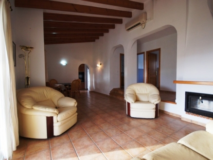  3 bedroom Villa 210933