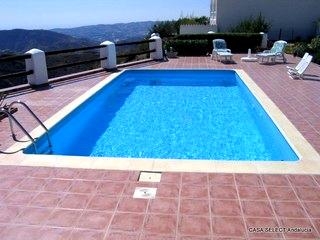 Canillas De Aceituno property: Villa with 2 bedroom in Canillas De Aceituno, Spain 216356