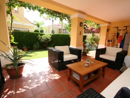 Elviria property: Townhome with 3 bedroom in Elviria 216541