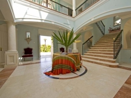 Villa for sale in town, Spain 216542