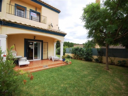 Villa for sale in town 216555