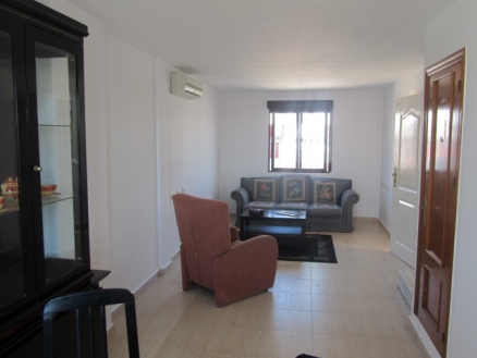 Villa with 3 bedroom in town 216575