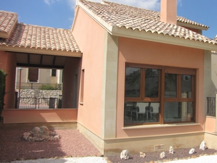 Villa with 3 bedroom in town 216585