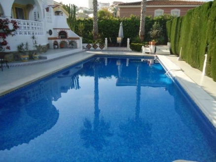 Villa with 3 bedroom in town 216587