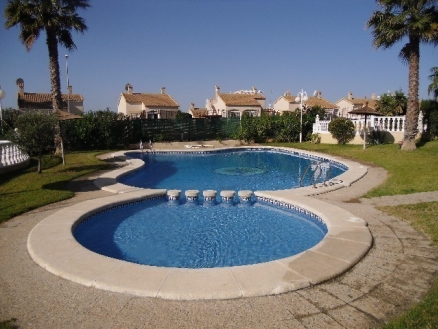 Villa for sale in town, Spain 216604