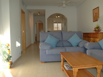 Apartment with 3 bedroom in town 216630