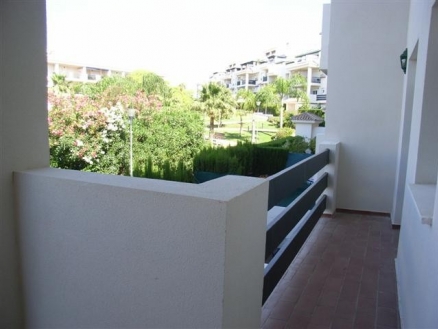 Nueva Andalucia property: Nueva Andalucia Apartment 216683