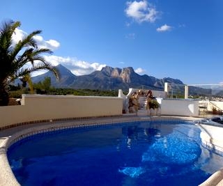 L'Alfas Del Pi property: Alicante property | 5 bedroom Villa 220048