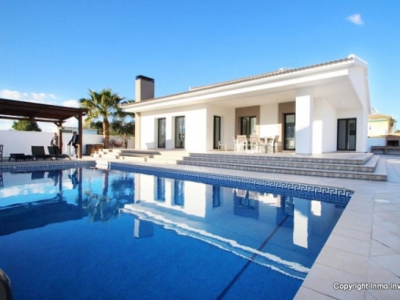 Campoamor property: Villa for sale in Campoamor 223153