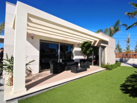 Villa for sale in town 237442