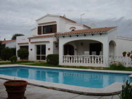 Villa for sale in town 238298