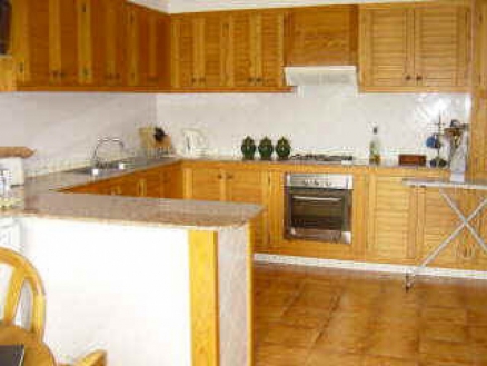 Villa for sale in town, Spain 238298