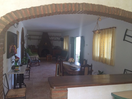 Torrox property: Farmhouse in Malaga to rent 238501