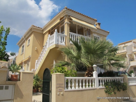 Villamartin property: Villa for sale in Villamartin 239895