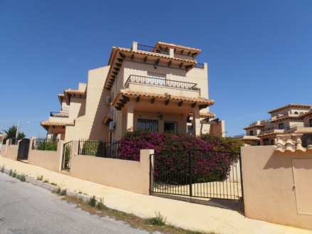 Villamartin property: Alicante property | 2 bedroom Semi-Detached 240324