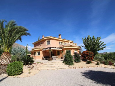 Hondon de las Nieves property: Villa with 5 bedroom in Hondon de las Nieves, Spain 242137