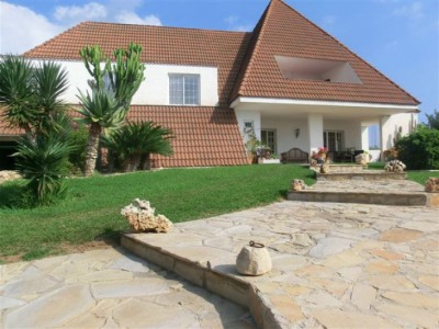 Villa for sale in town, Spain 242482