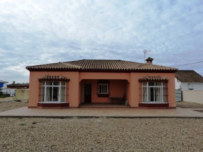 Chiclana De La Frontera property: Villa with 3 bedroom in Chiclana De La Frontera, Spain 243193