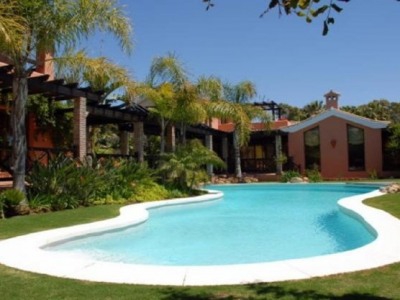 Cancelada property: Villa for sale in Cancelada 243371