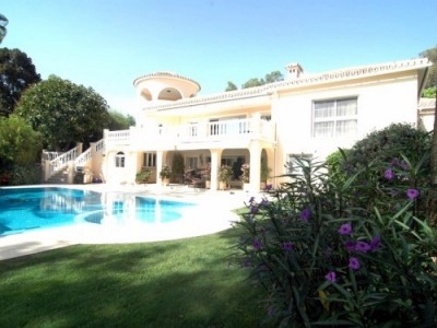 Marbesa property: Villa for sale in Marbesa 244011