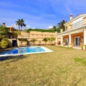 Villa for sale in town 244284