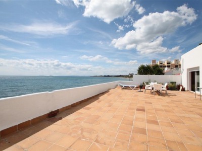 Estepona property: Commercial with 4 bedroom in Estepona 246780