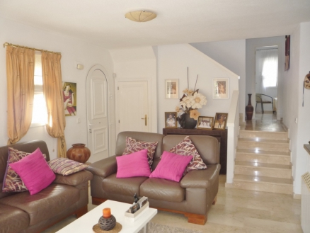 Villamartin property: Villa with 3 bedroom in Villamartin, Spain 247699