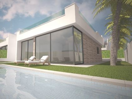 Villa for sale in town, Spain 248870