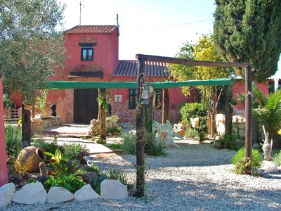 Villa for sale in town, Spain 251560