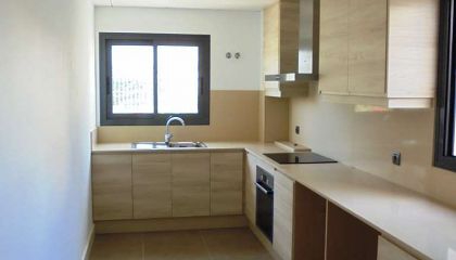 Apartment with 3 bedroom in town 252101