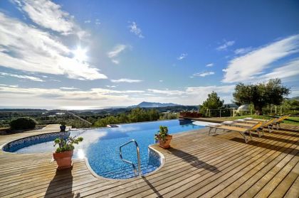 Altea property: Villa with 8 bedroom in Altea, Spain 252415