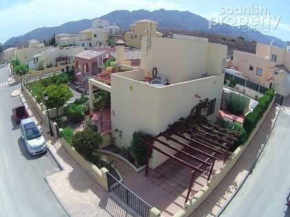 Villa for sale in town 252691