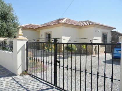 Villa with 3 bedroom in town, Spain 252726