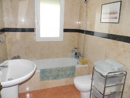 Alicante property | 3 bedroom Villa 252756