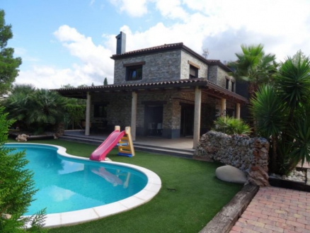 Elda property: Villa for sale in Elda 255220