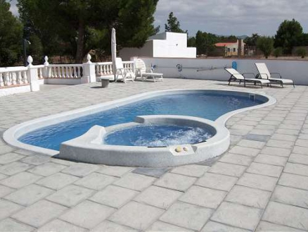 Villena property: Villa with 5 bedroom in Villena 255265