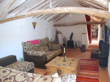 Algarinejo property: Farmhouse with 4 bedroom in Algarinejo 256262