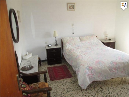 Alcala La Real property: Jaen Farmhouse 256275