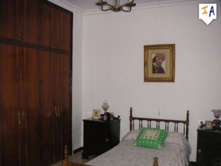 Townhome with 2 bedroom in town, Spain 256364