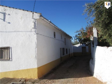 Castillo De Locubin property: Townhome for sale in Castillo De Locubin, Jaen 256383