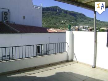 Castillo De Locubin property: Castillo De Locubin, Spain | Townhome for sale 256398