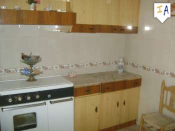 Martos property: Townhome with 4 bedroom in Martos 256399