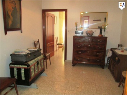 Castillo De Locubin property: Townhome with 4 bedroom in Castillo De Locubin, Spain 256592