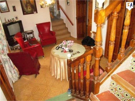 Castillo De Locubin property: Townhome with 5 bedroom in Castillo De Locubin, Spain 256659