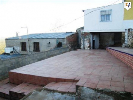 Townhome for sale in town, Jaen 256683