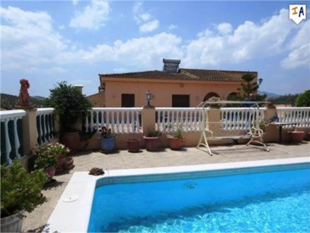 Villa with 3 bedroom in town, Spain 256787