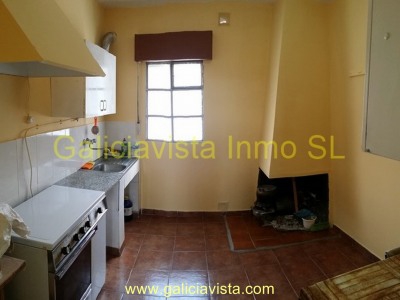 Townhome with 4 bedroom in town, Spain 257916