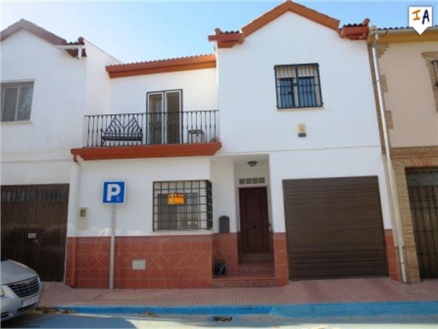 Humilladero property: Townhome for sale in Humilladero 259970