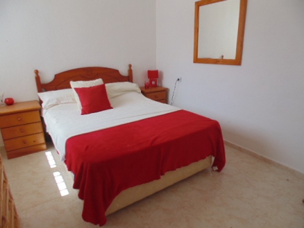 Apartment for sale in town, Spain 259979